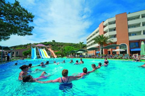 Meer info over Club Yali Resort  bij Corendon