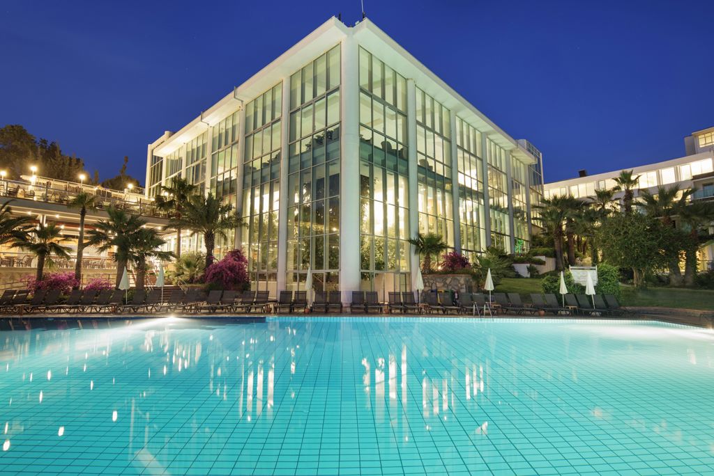 Pine Bay Holiday Resort