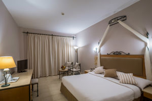 Sunny Days El Palacio