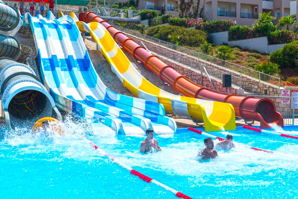 Grand Holiday Resort