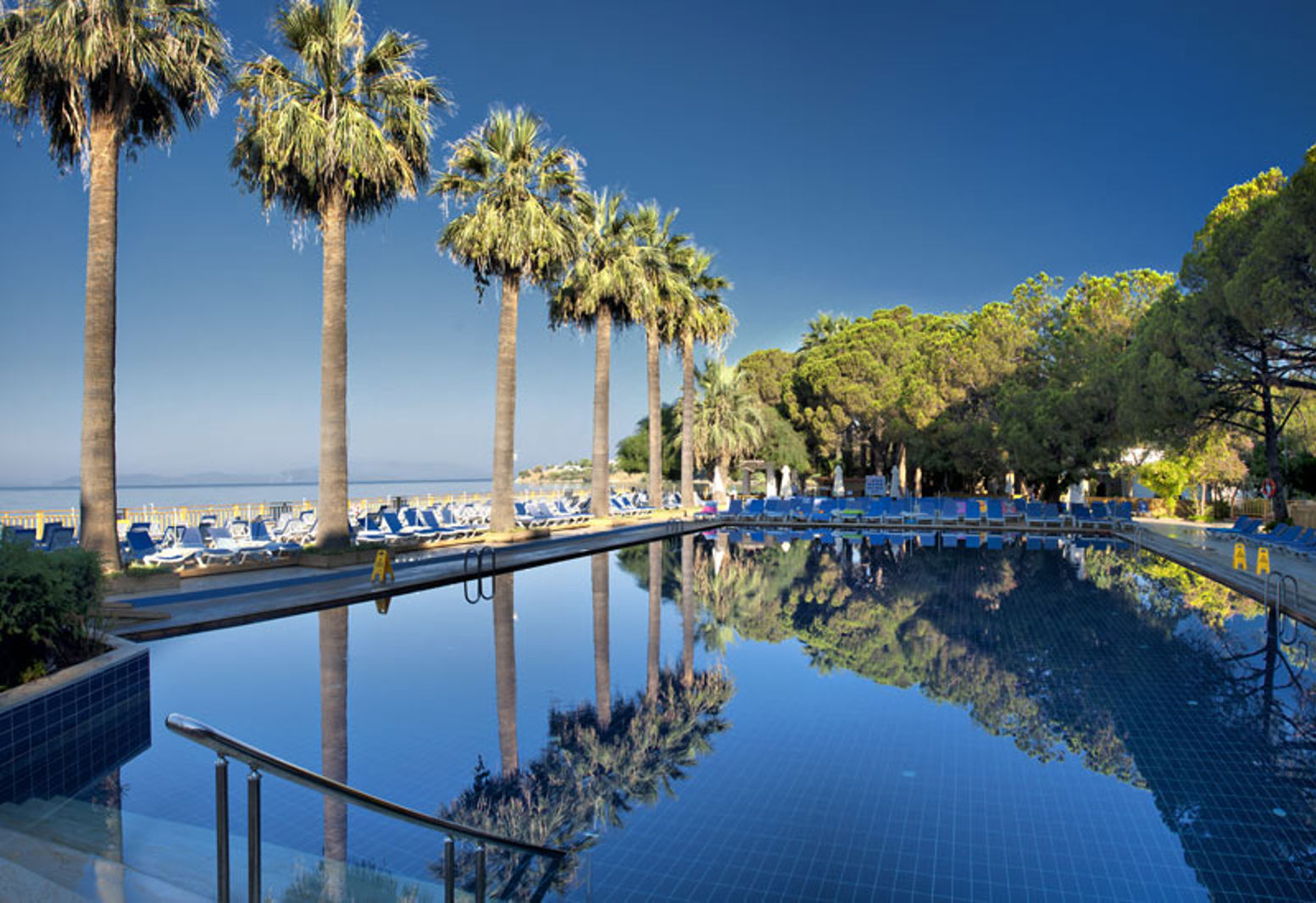 Ömer Prime Holiday Resort slide 5