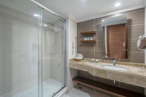 Kirman Hotels Leodikya