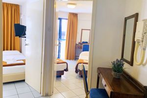 Kassavetis Center – Hotell Studiorum & lägenheter
