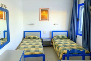 Kassavetis Center – Hotel Studios & Apartments