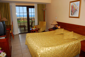 Bellapais Hotel