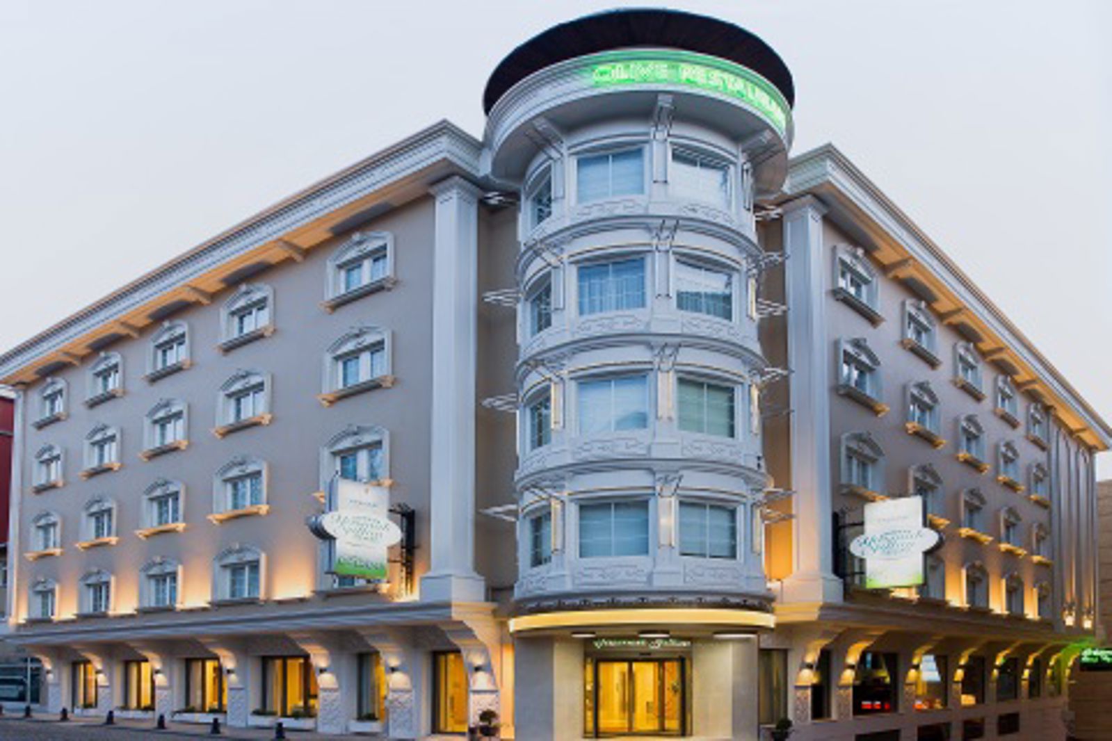 Yasmak Sultan slide 2