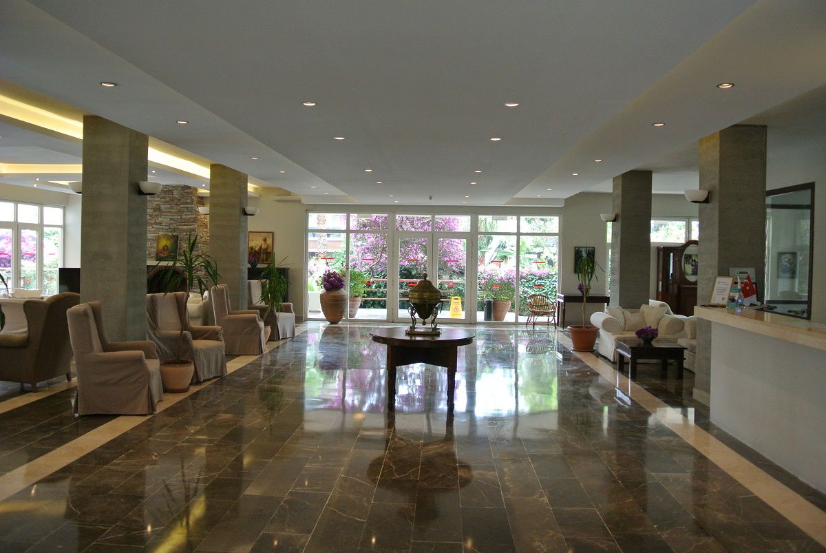 Begonville Hotel