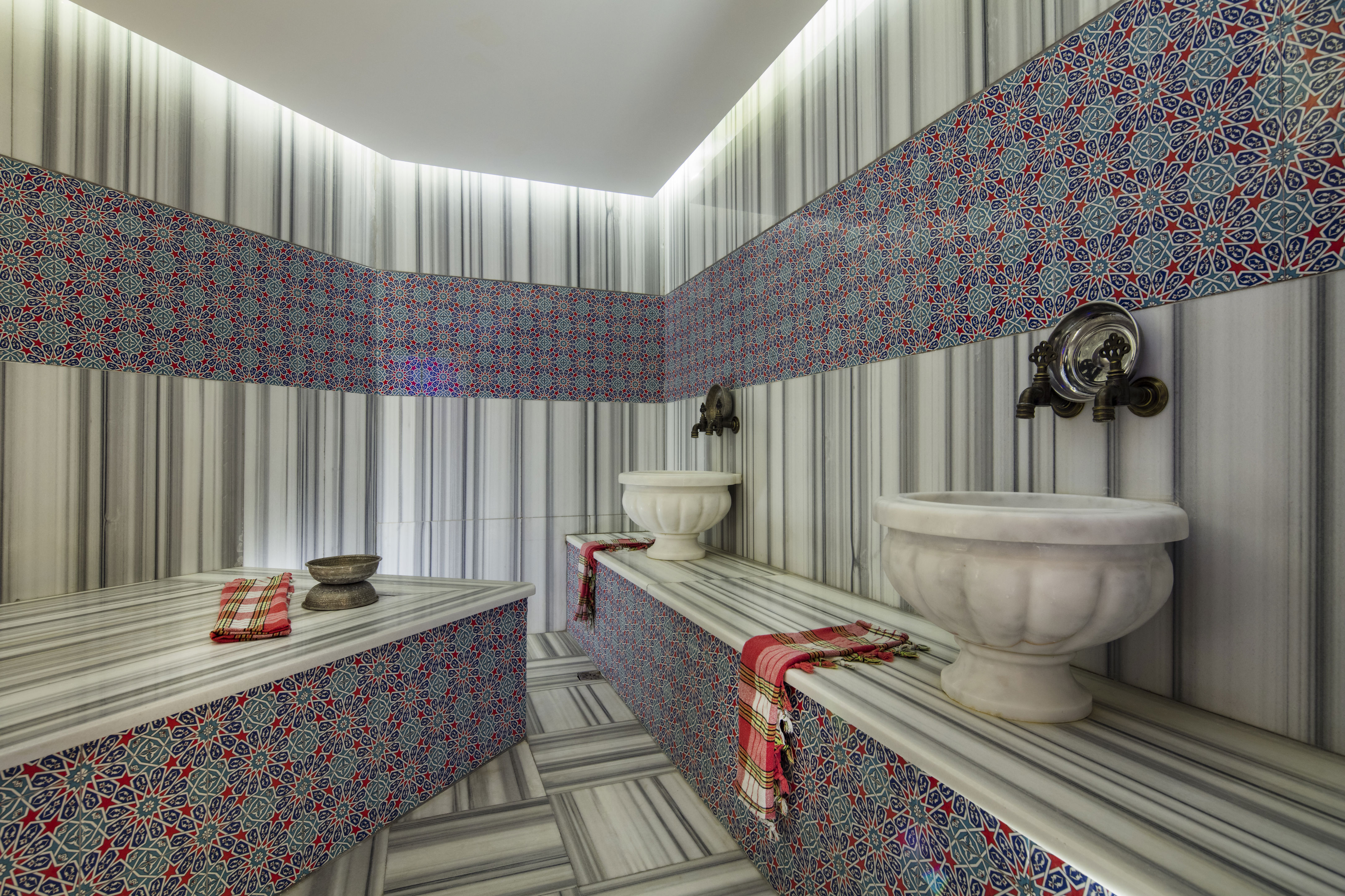 Granada Luxury Okurcalar