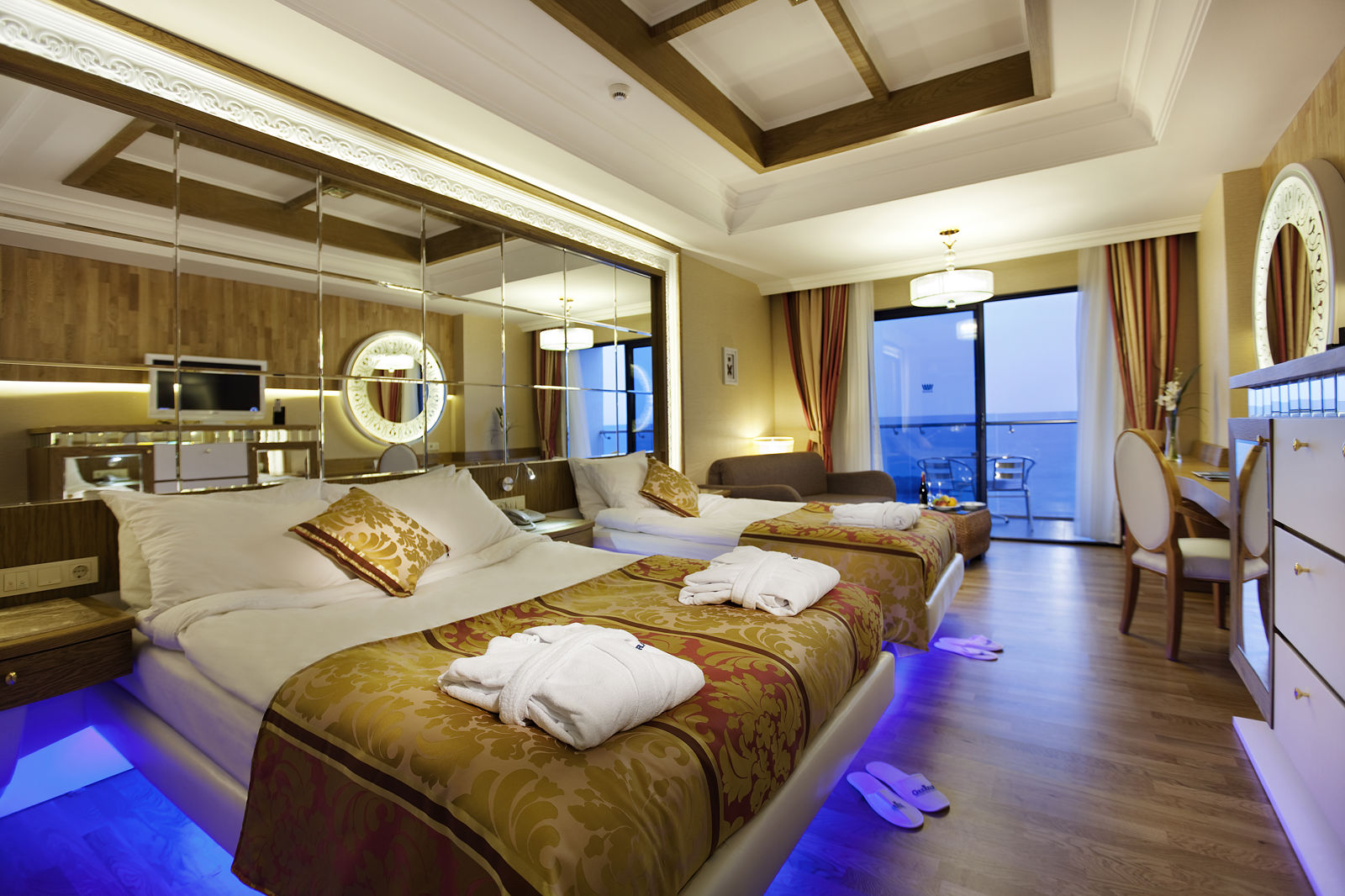 Granada Luxury Resort