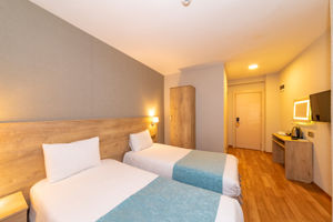 Sunlight Hotel