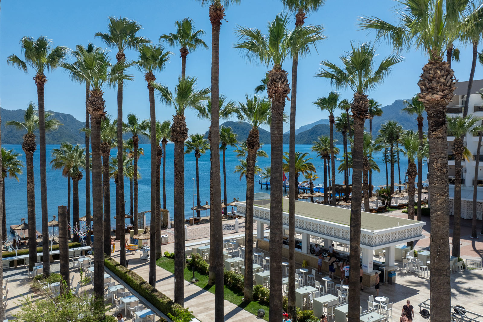 Prime Beach Hotel slide 4