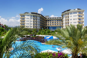 Mukarnas Resort