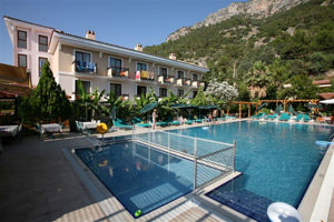 Perdikia Beach