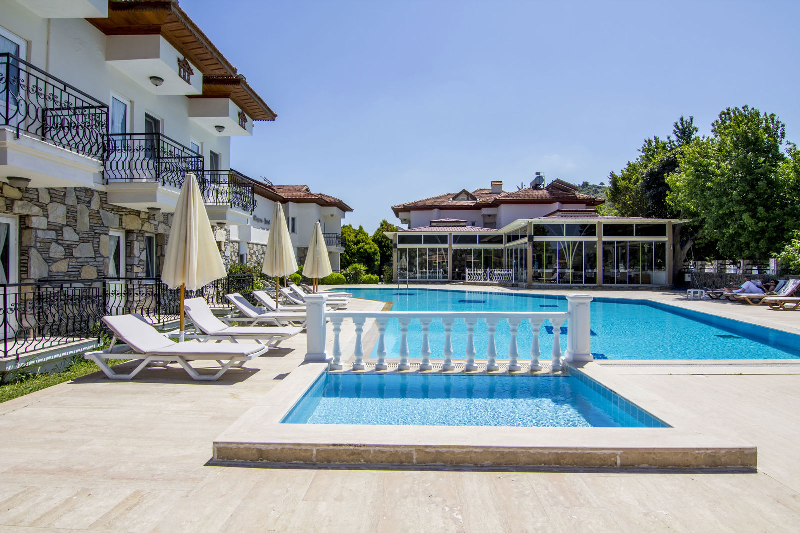 Basar Hotel