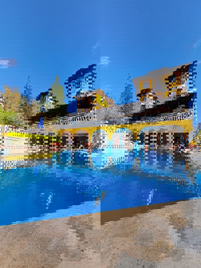 Altinsaray Hotel slide 2