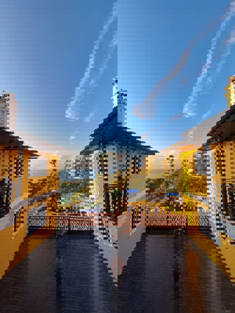 Altinsaray Hotel slide 4