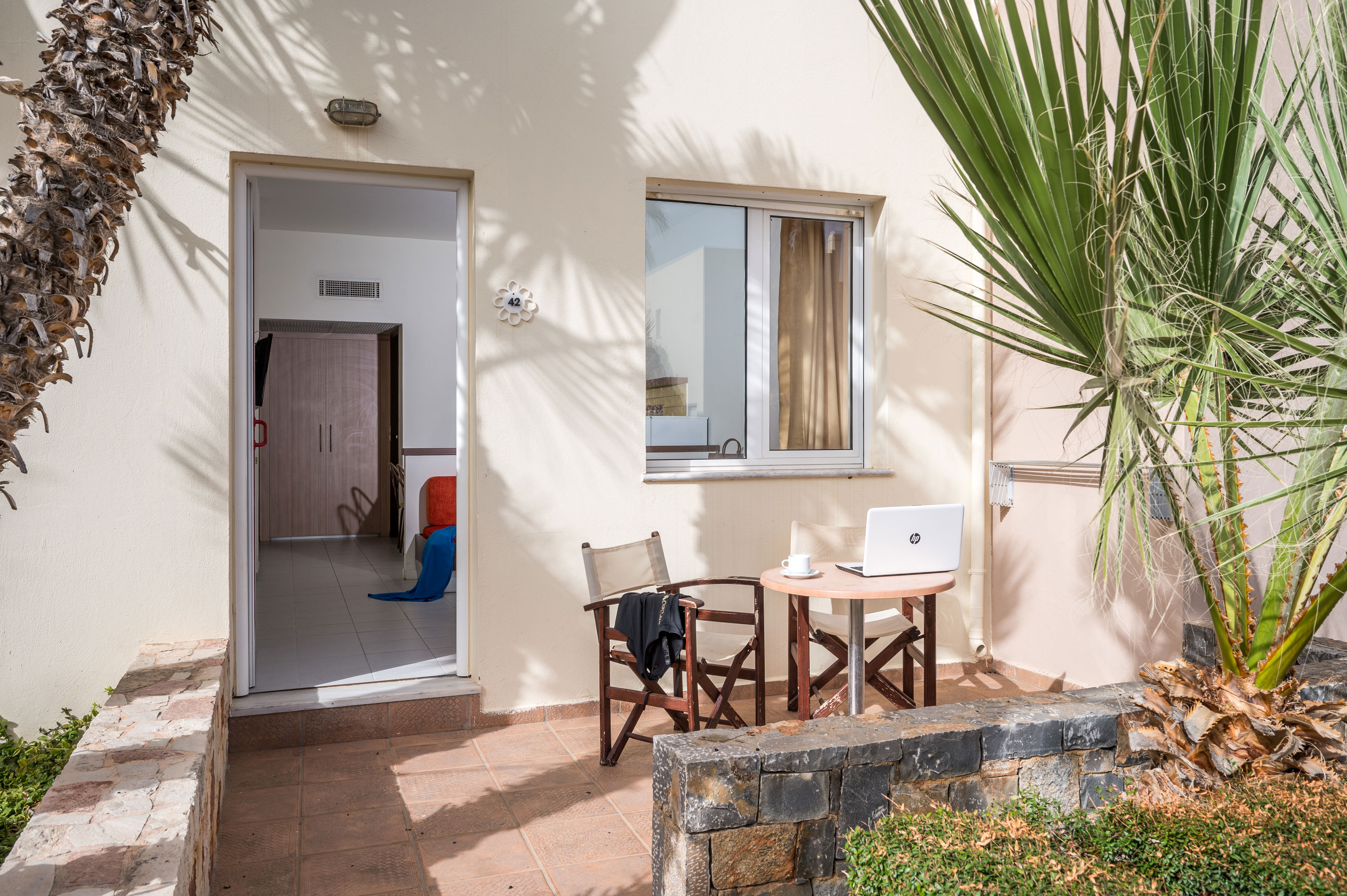 Meropi Aparthotel