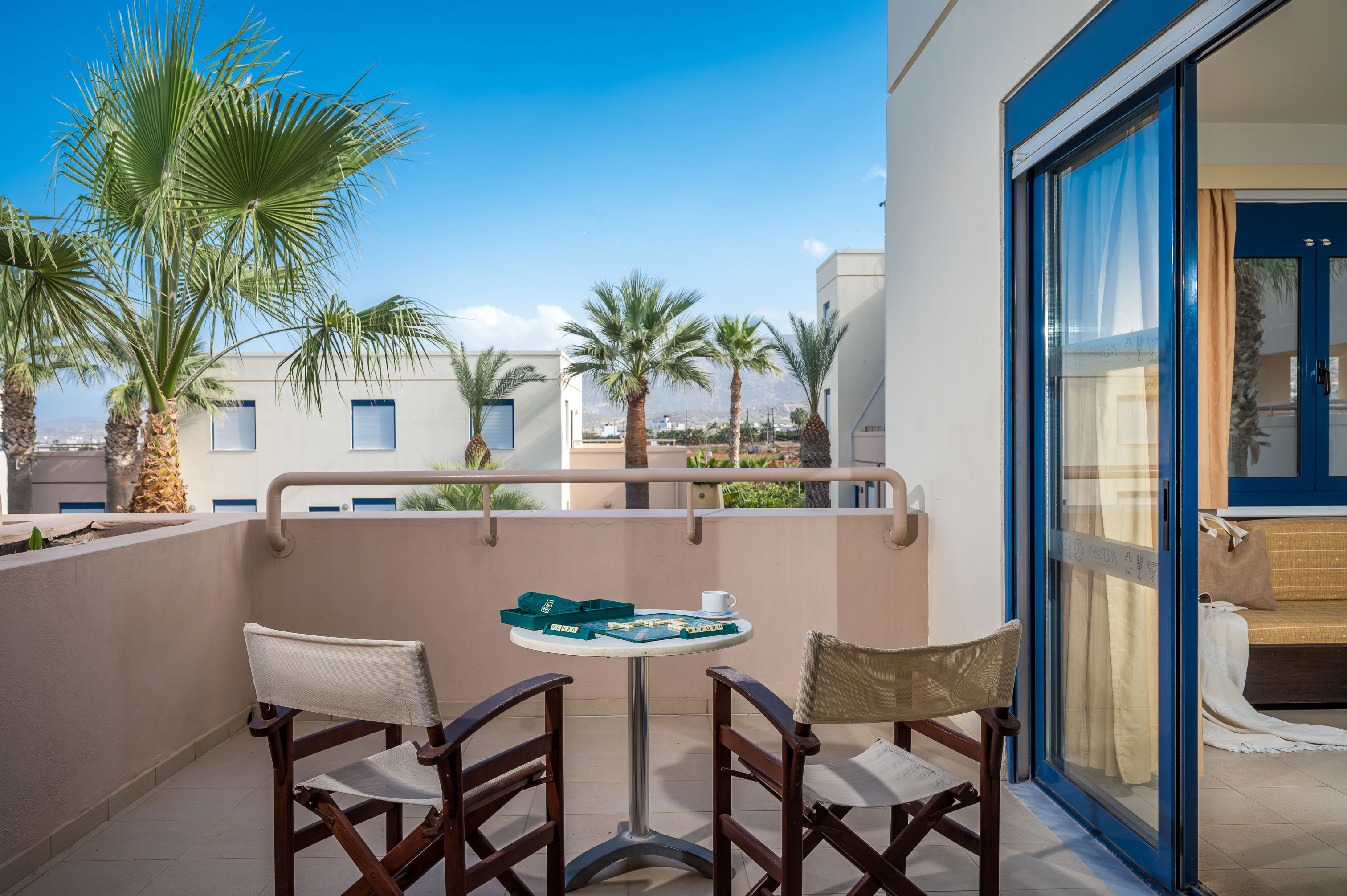 Meropi Aparthotel