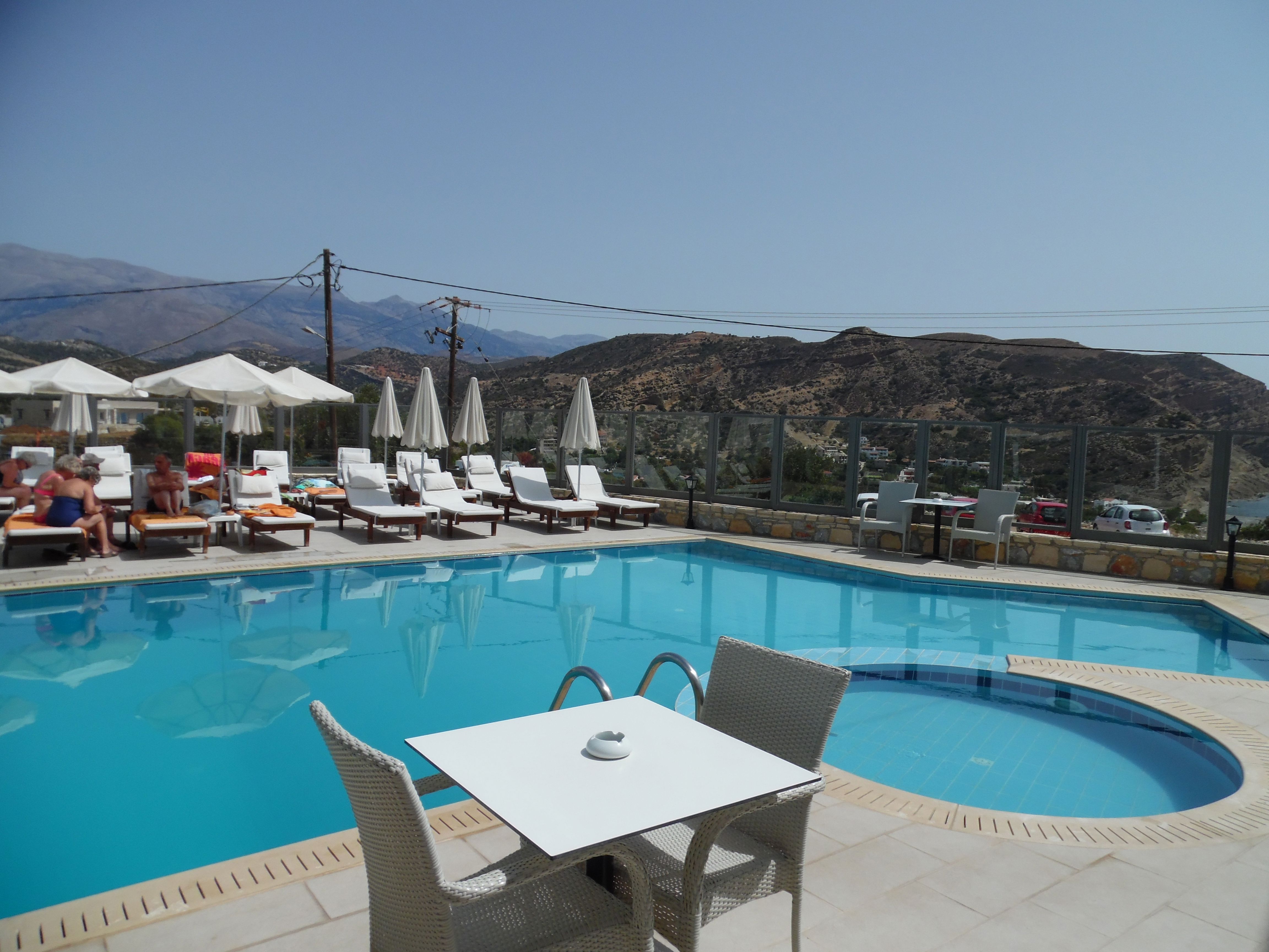 Areti Hotel