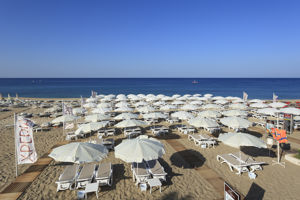 Xperia Saray Beach
