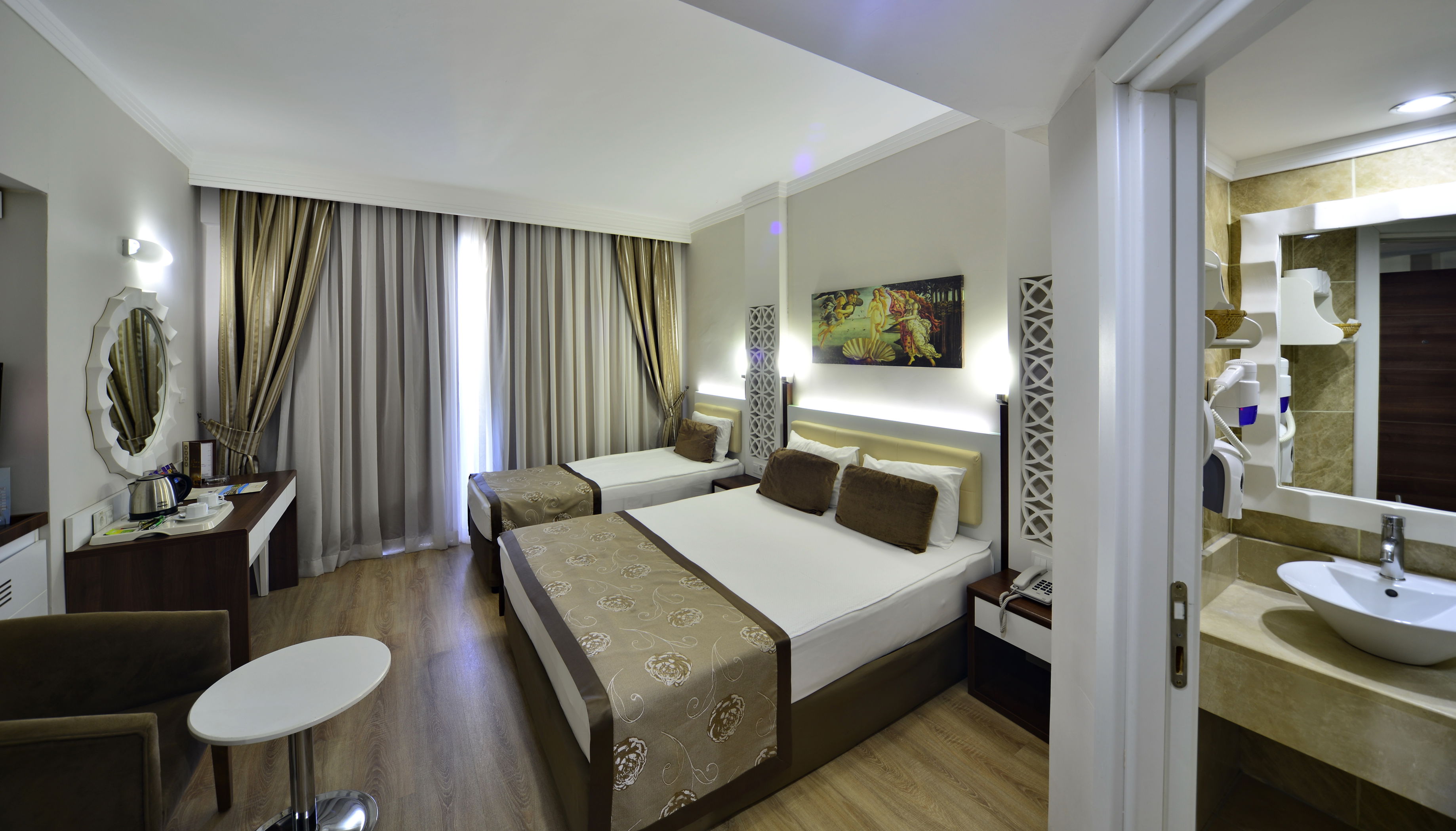 Linda Hotel