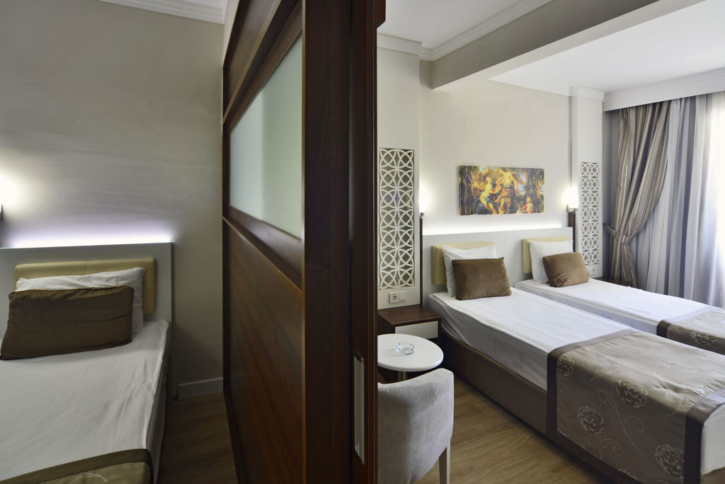 Linda Hotel