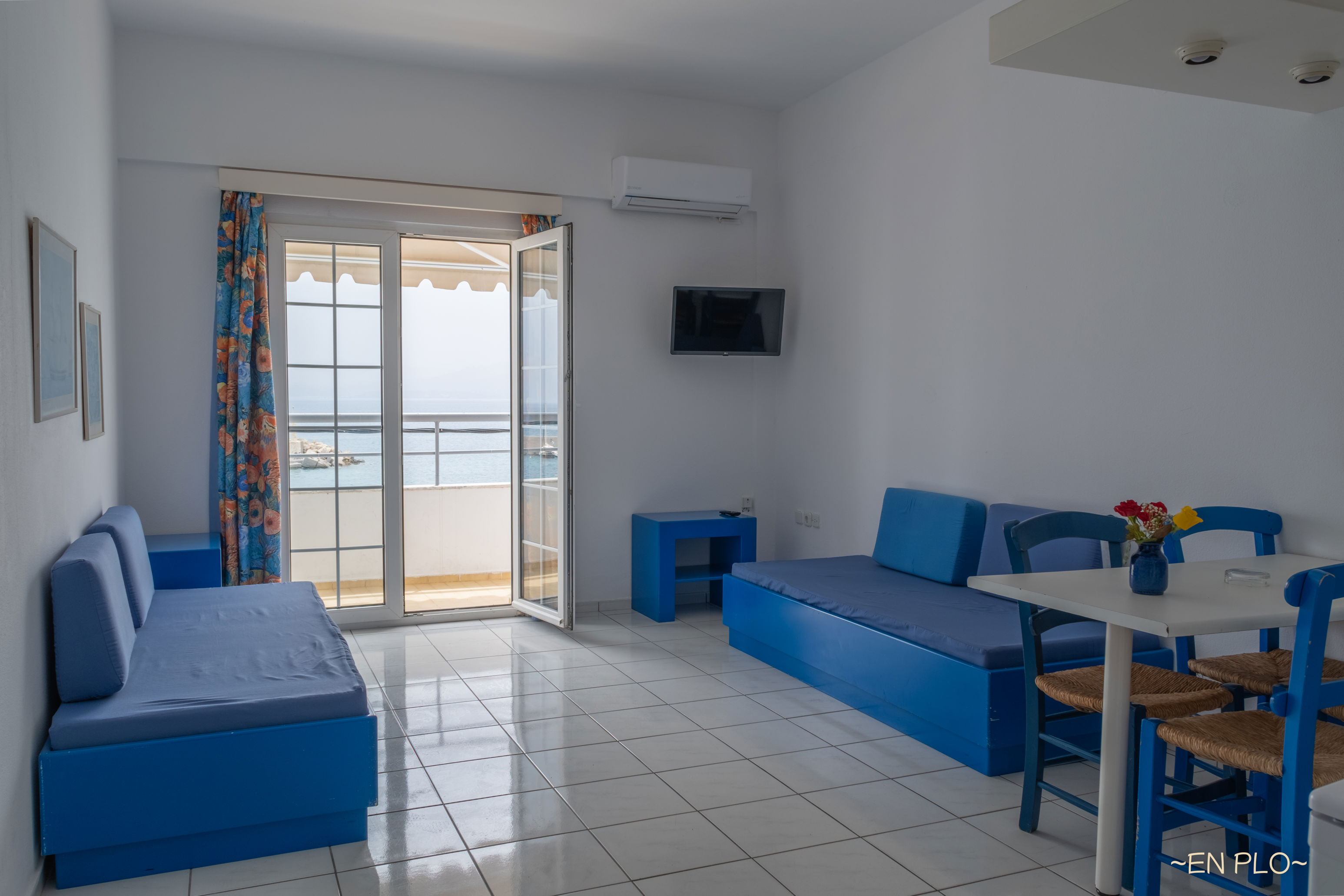 Enplo Apartments