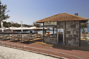 Areia beach bar