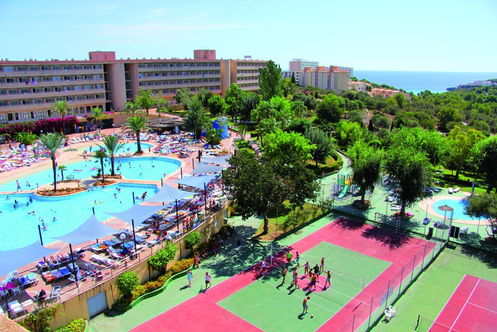 club-cala-romani