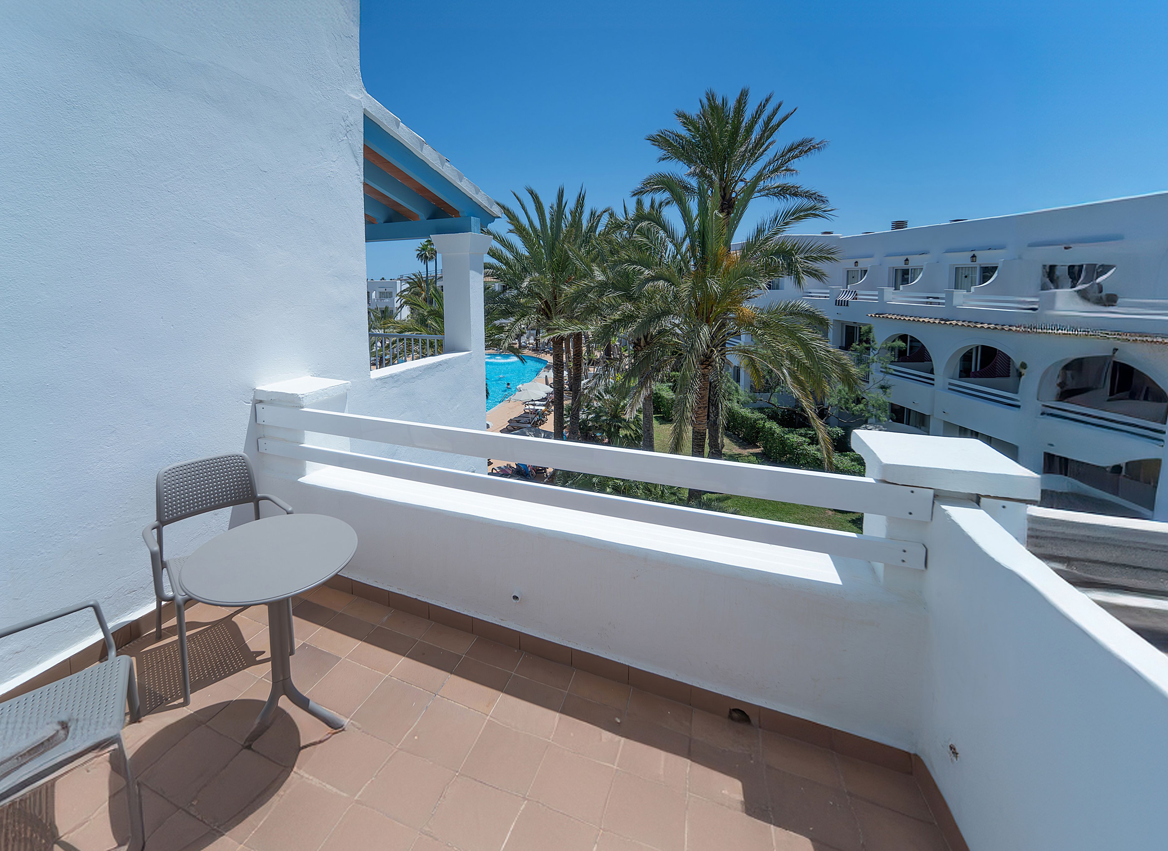 Calimera Fido Gardens