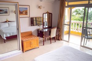 Cape Point Hotel
