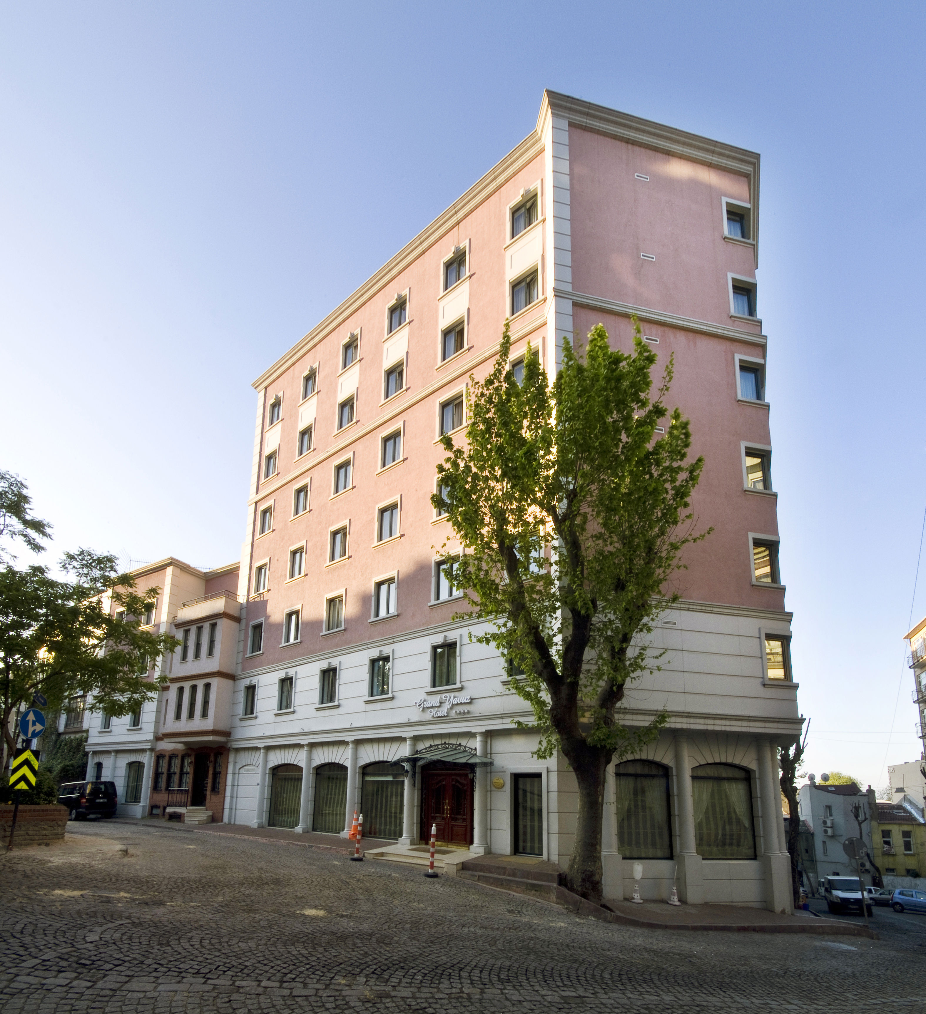 Grand Yavuz De Luxe