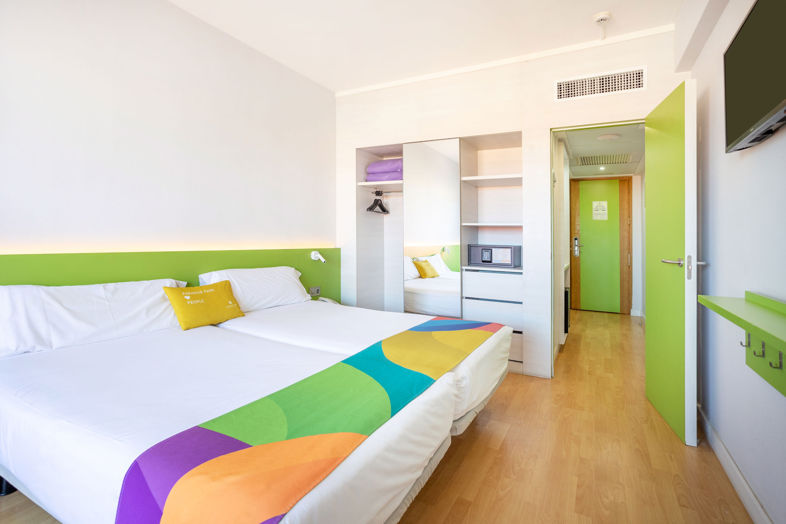 Paradise Park Fun Lifestyle Hotel