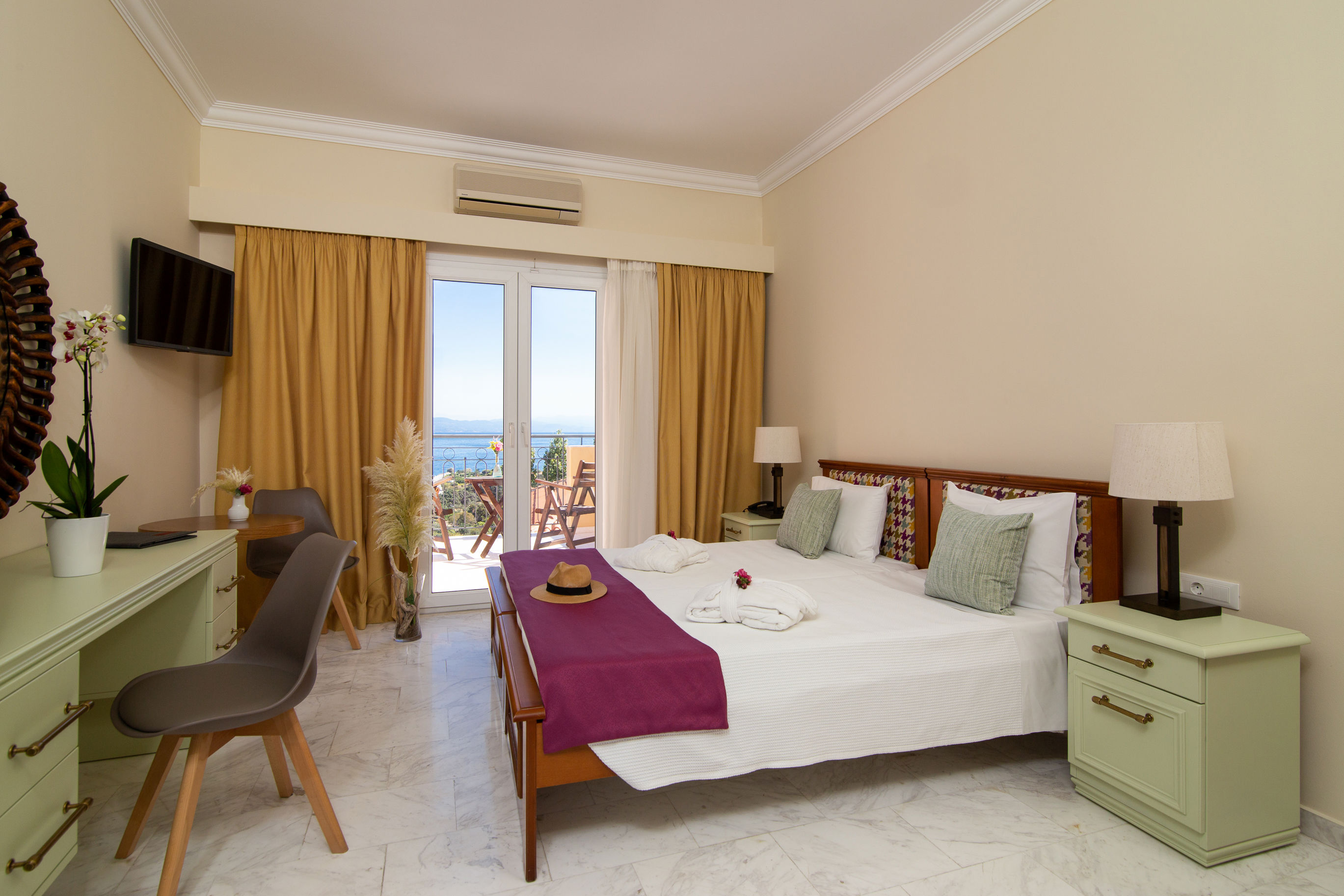 Sunrise Resort Hotel