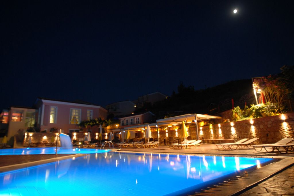 Sunrise Resort Hotel
