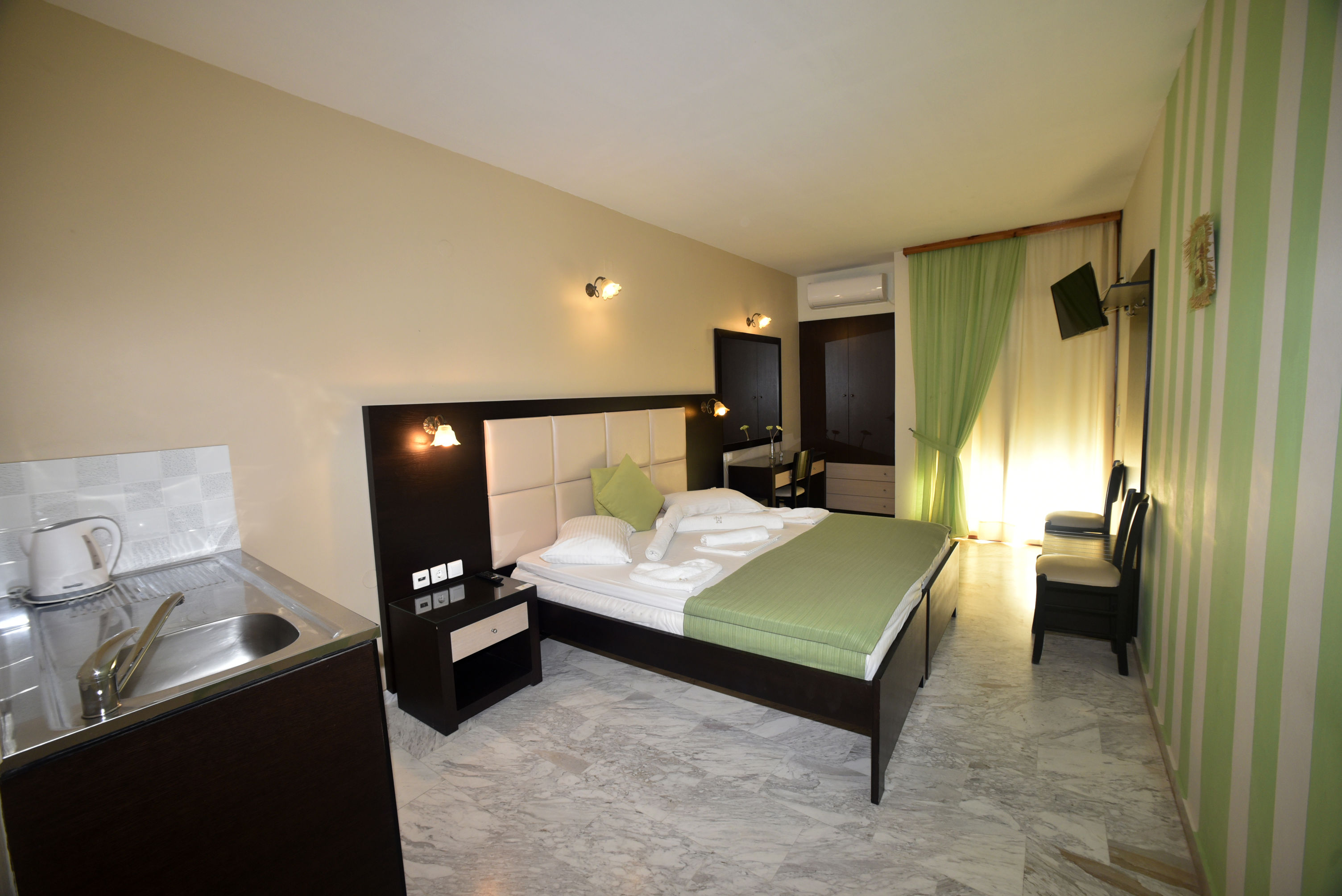 Sunset Hotel Lesbos
