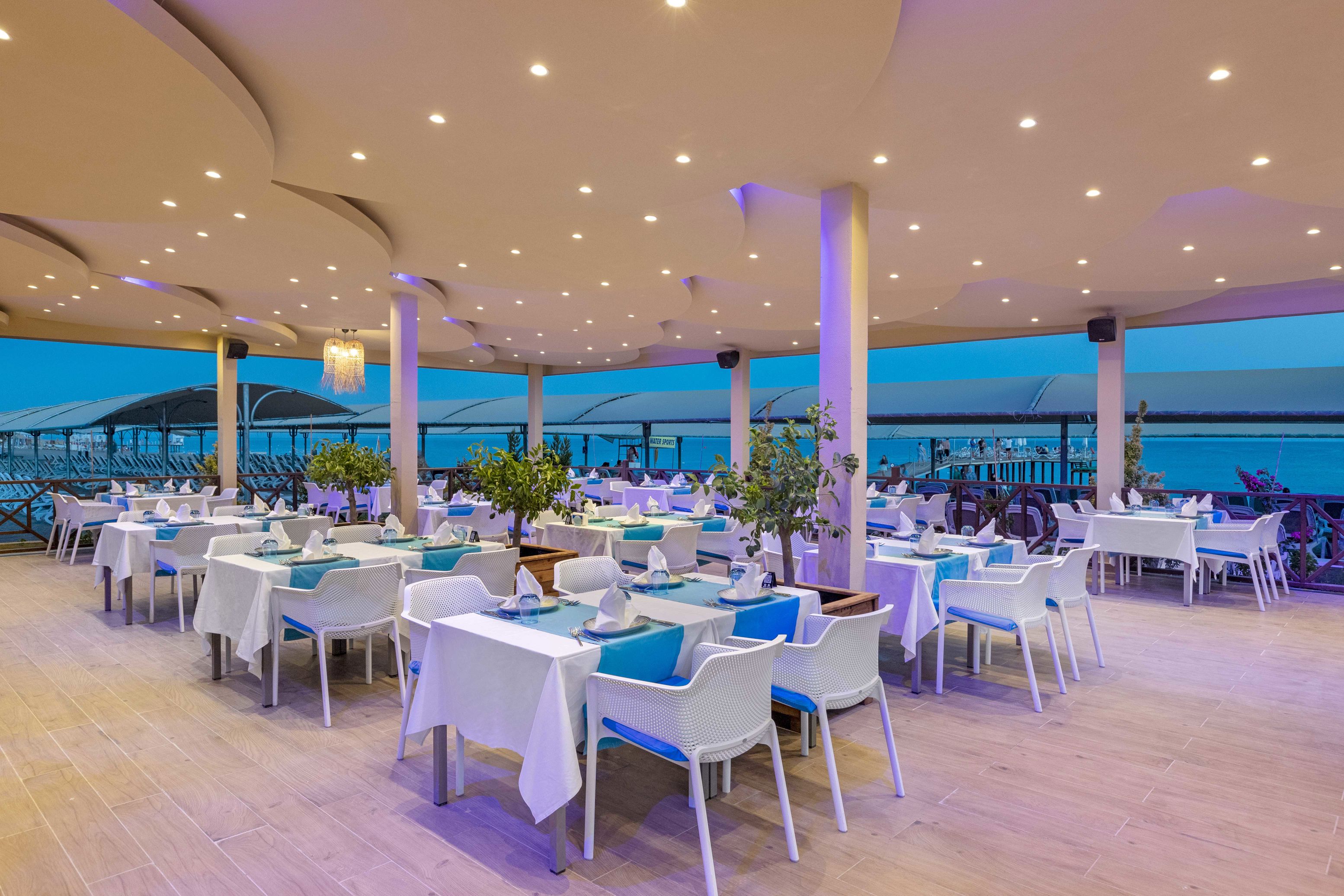 Kirman Belazur Resort & Spa