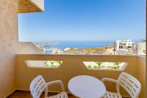 Angel Village Hotel & Appartementen
