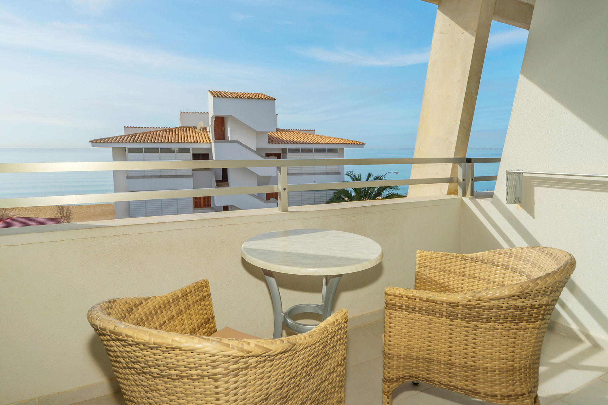 Fontanellas Playa Aparthotel