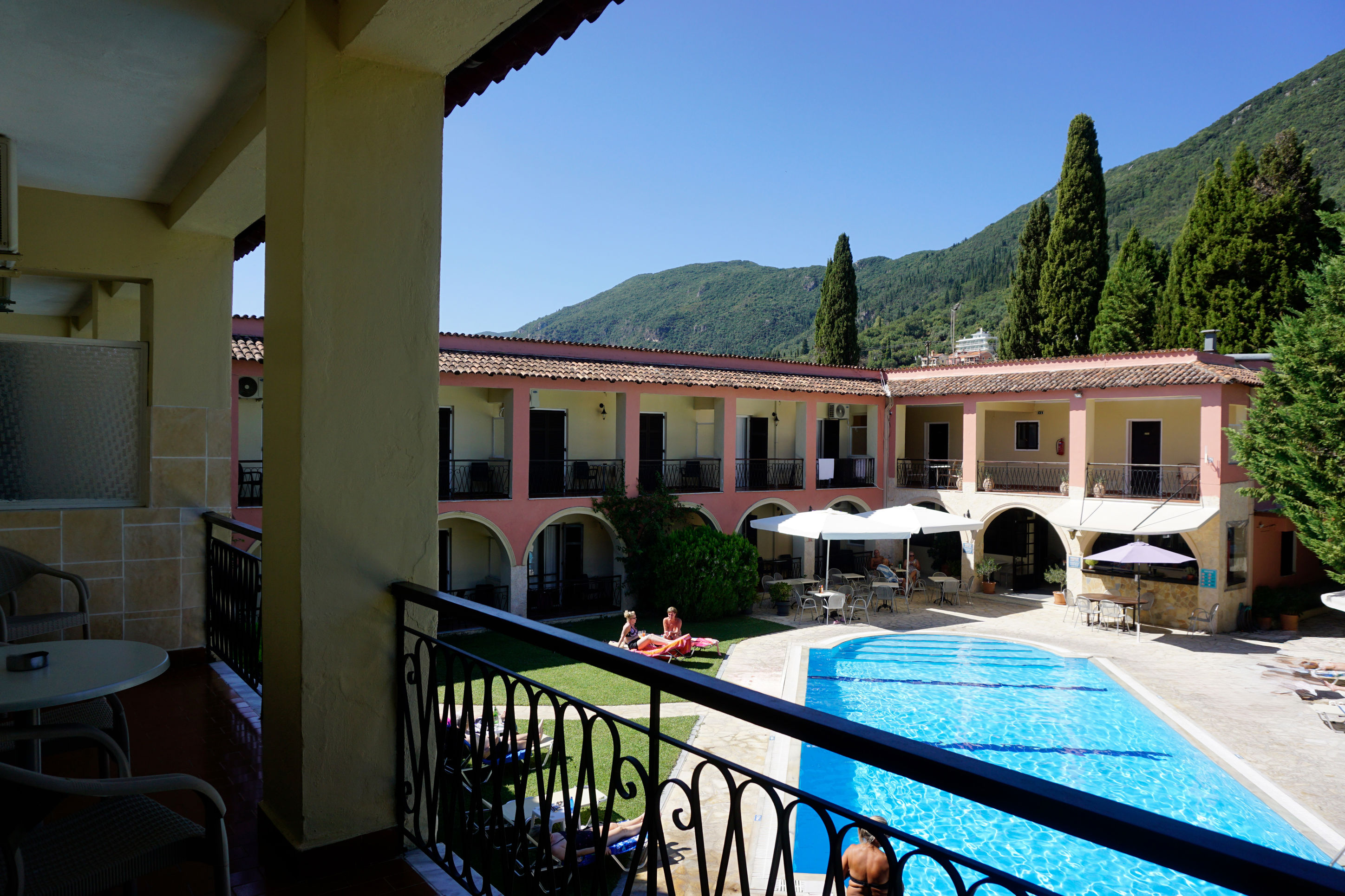 Annaliza Aparthotel