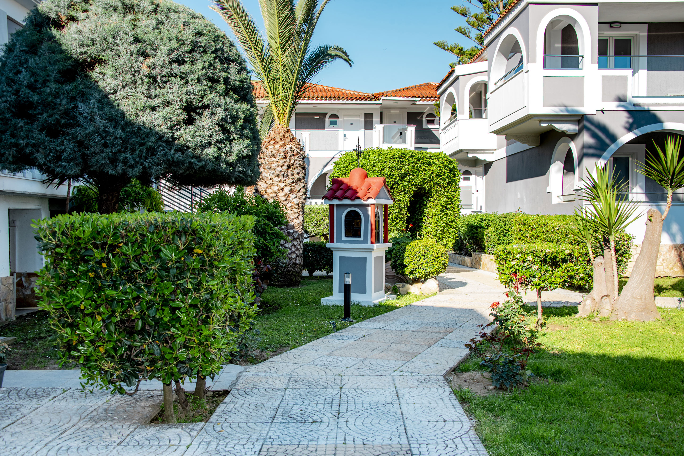 Golden Sun Hotel