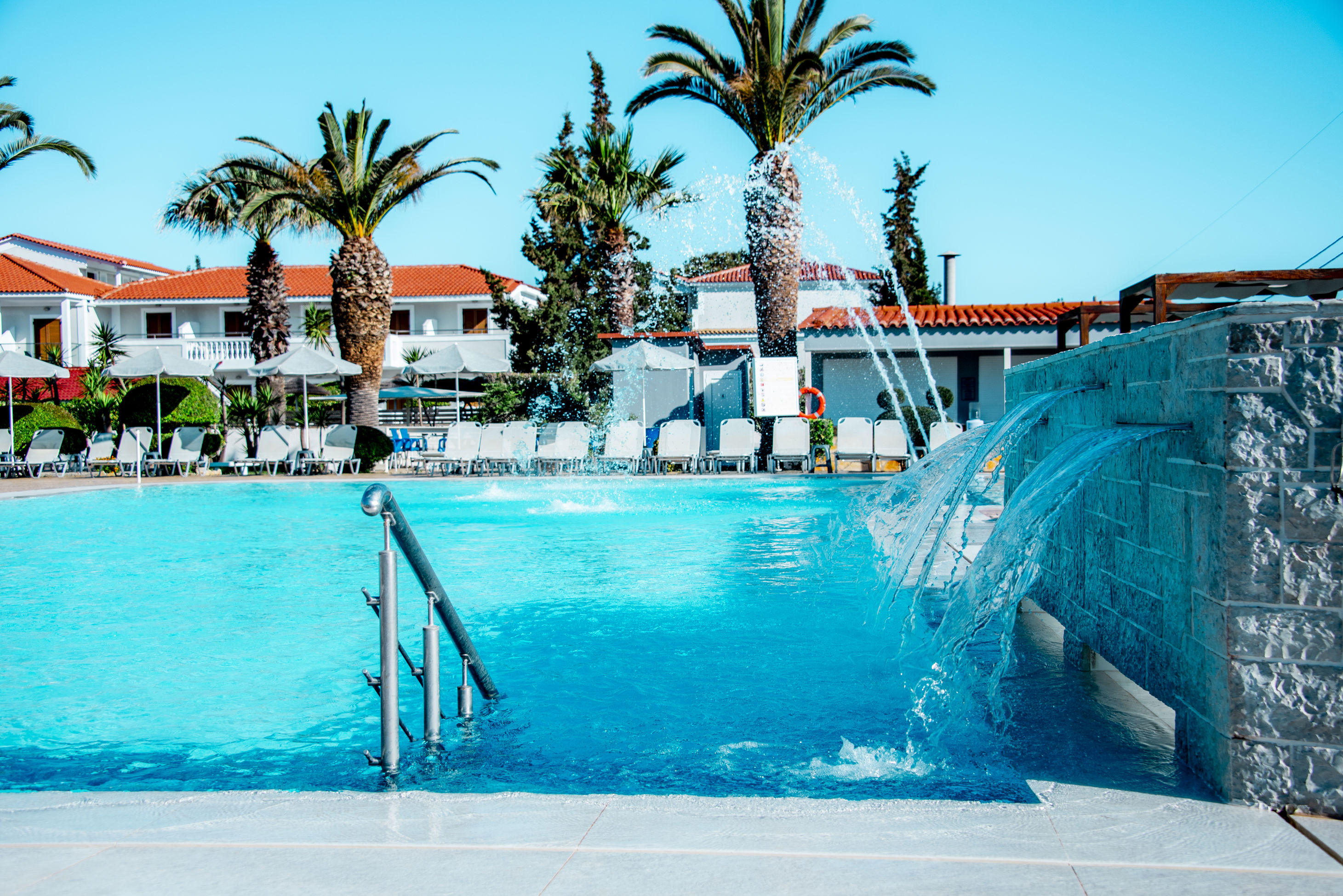 Golden Sun Hotel