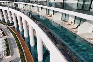 Miracle Resort