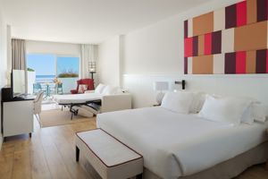 H10 Estepona Palace