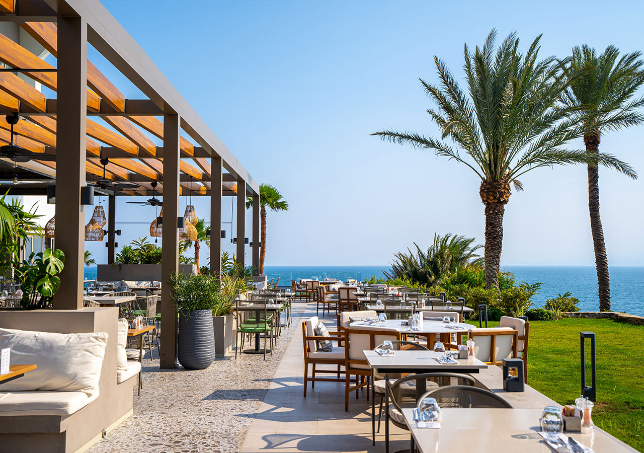 Akra Hotel