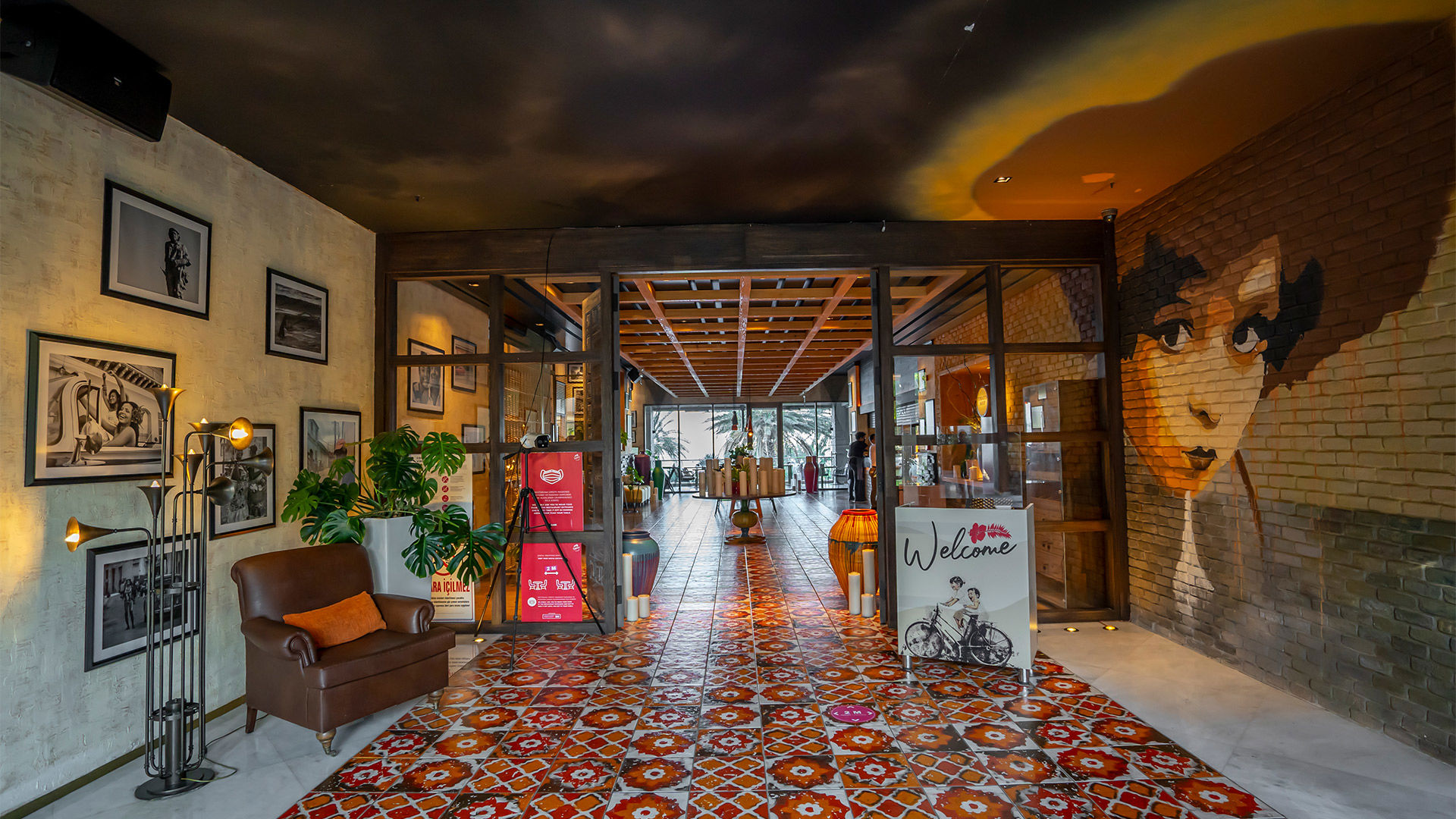 Akra Hotel