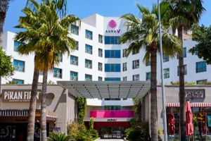 Akra-V Hotel