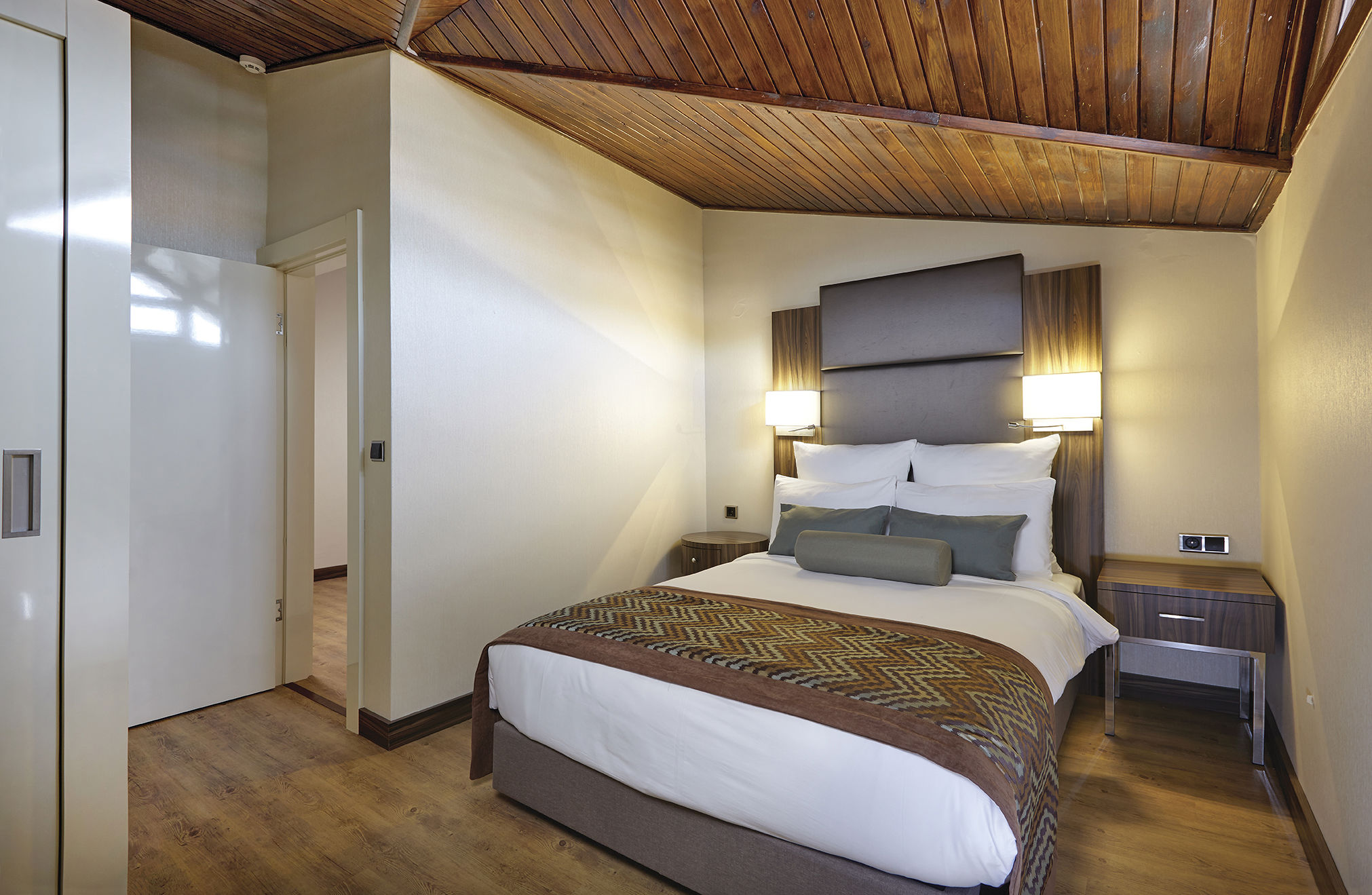 Ramada Resort Akbuk