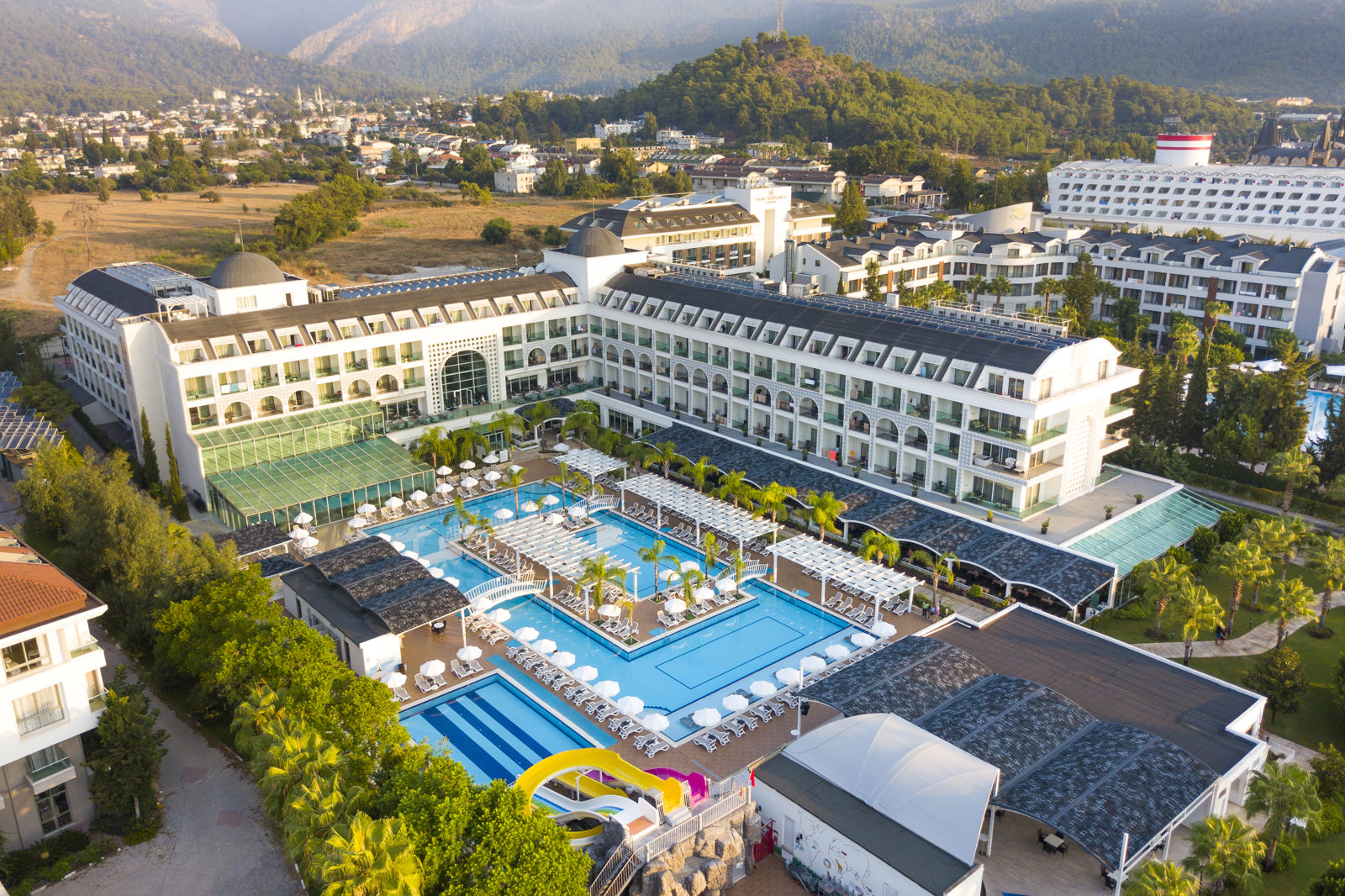 Karmir Resort en Spa