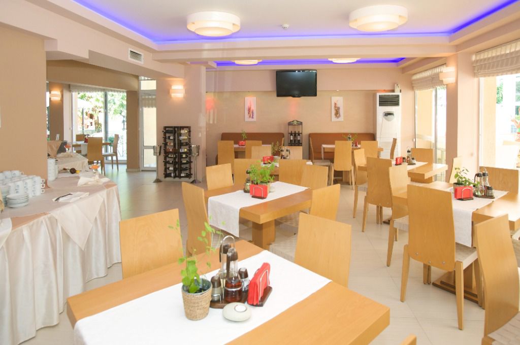 Karlovo Hotel